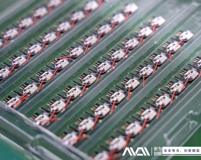 info-398-318