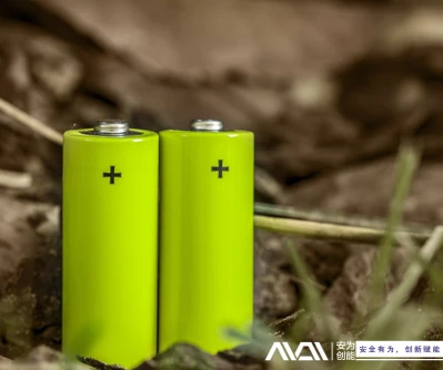 Litiumbatterier vs. Traditionella batterier: Vem kommer ut på topp?